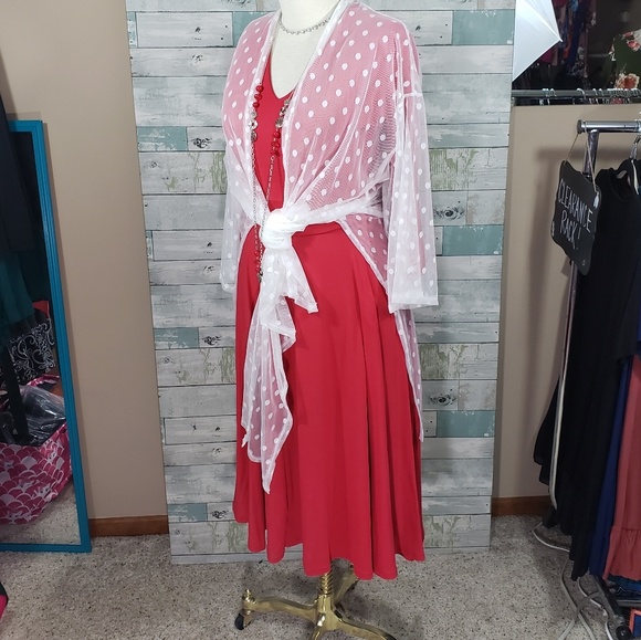 Agnes & Dora Dresses & Skirts - Essential Midi Dress Red